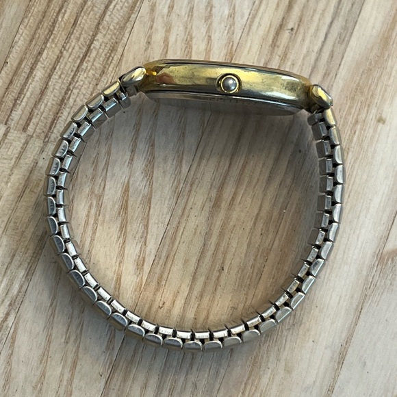 Gitano Ladies Watch Two Tone Stretch Bracelet Gorgeous Open Gear Dial - Picture 5 of 9